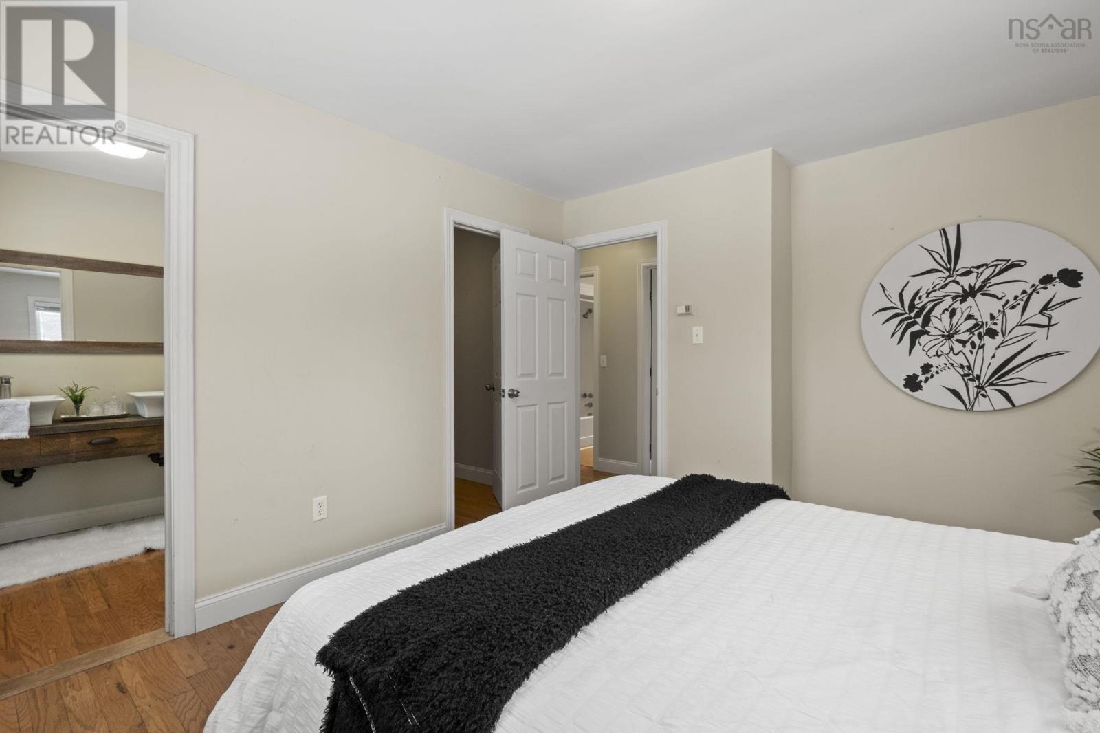 Property 17 of 29 of 1293 Highway 358