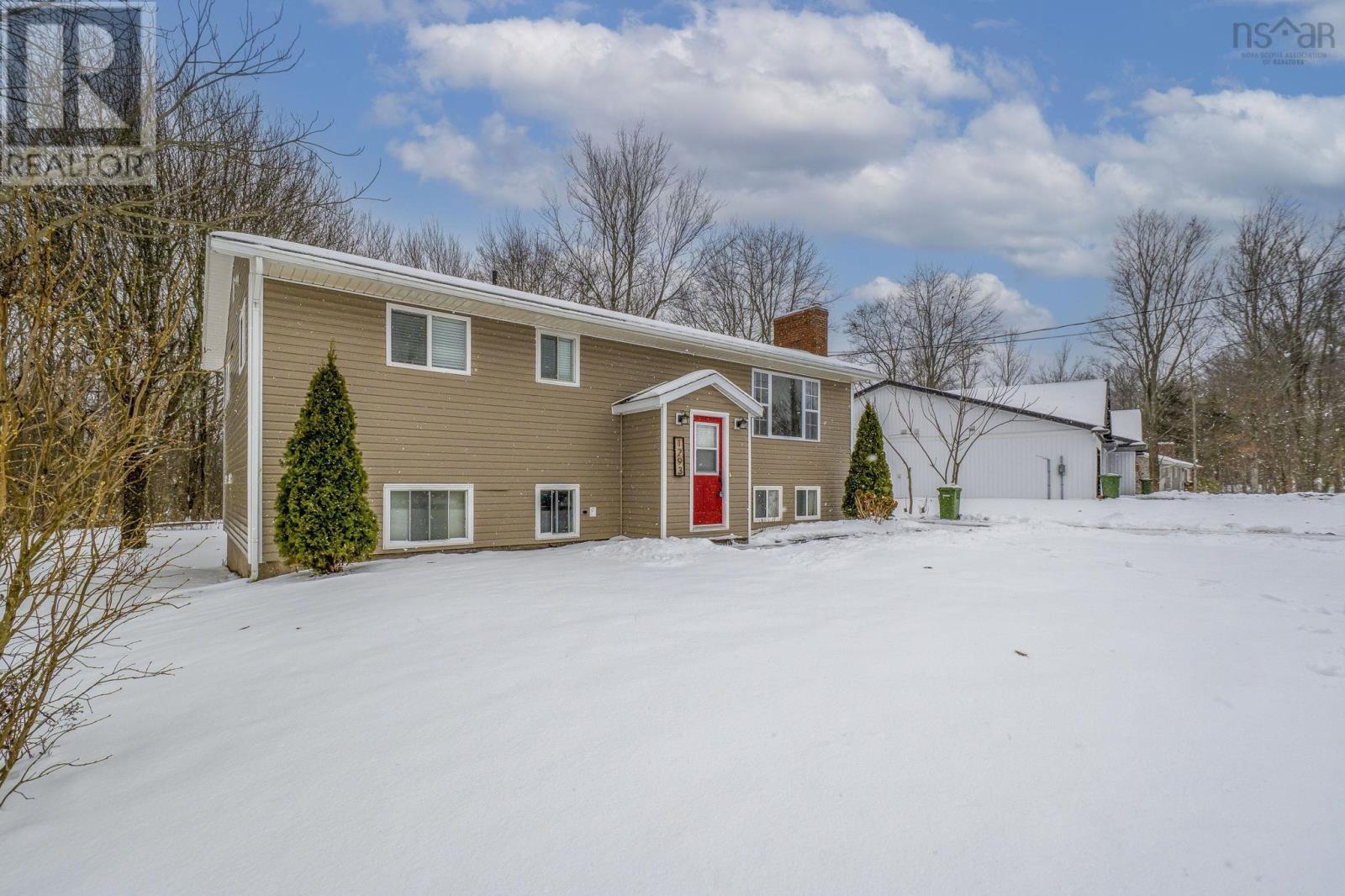 Property 2 of 29 of 1293 Highway 358