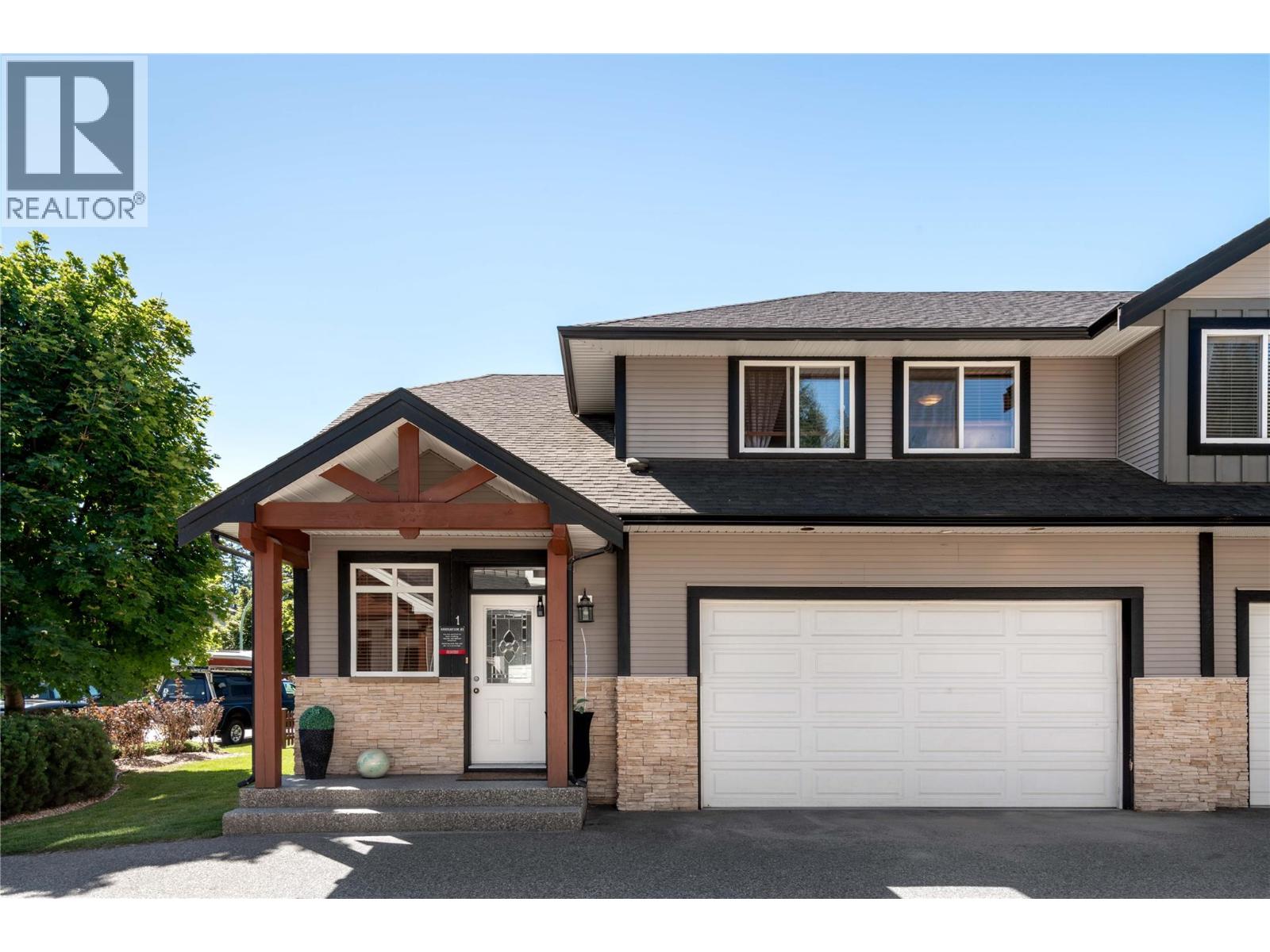 1 1450 Rose Meadow Drive, West Kelowna