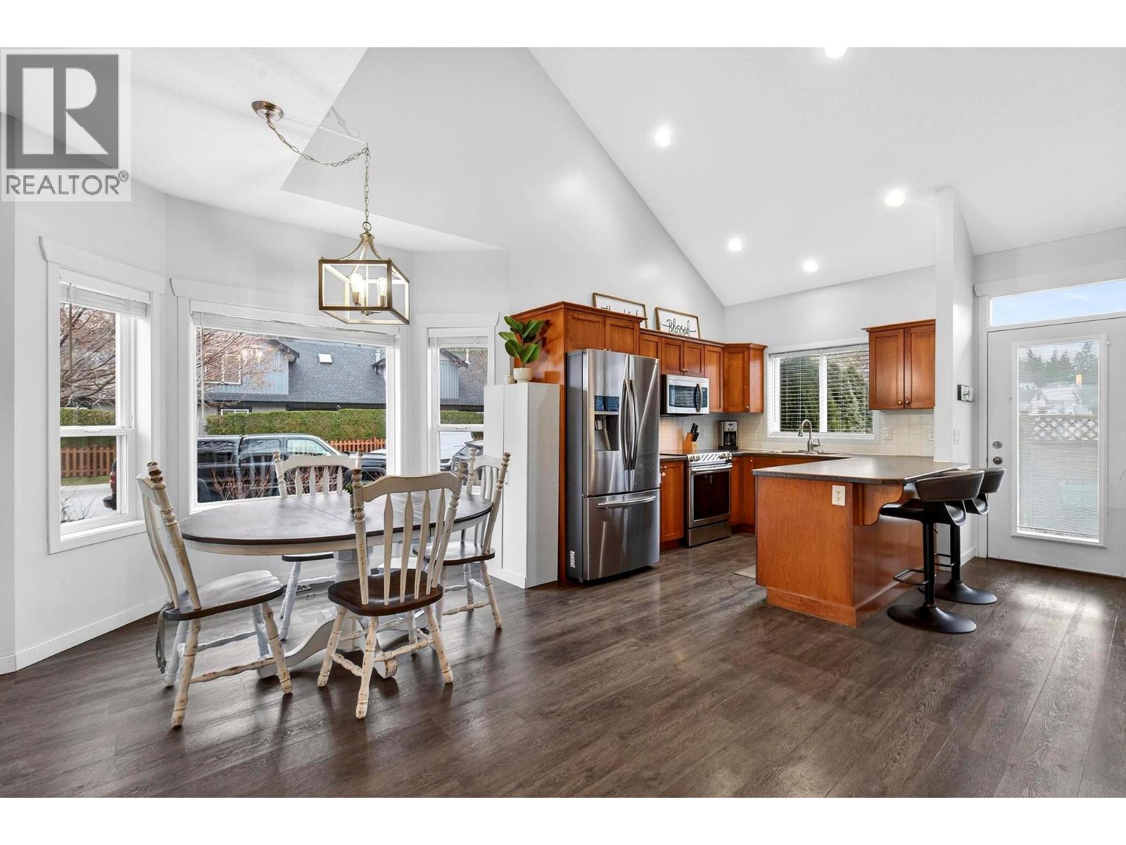 1 1450 Rose Meadow Drive, West Kelowna