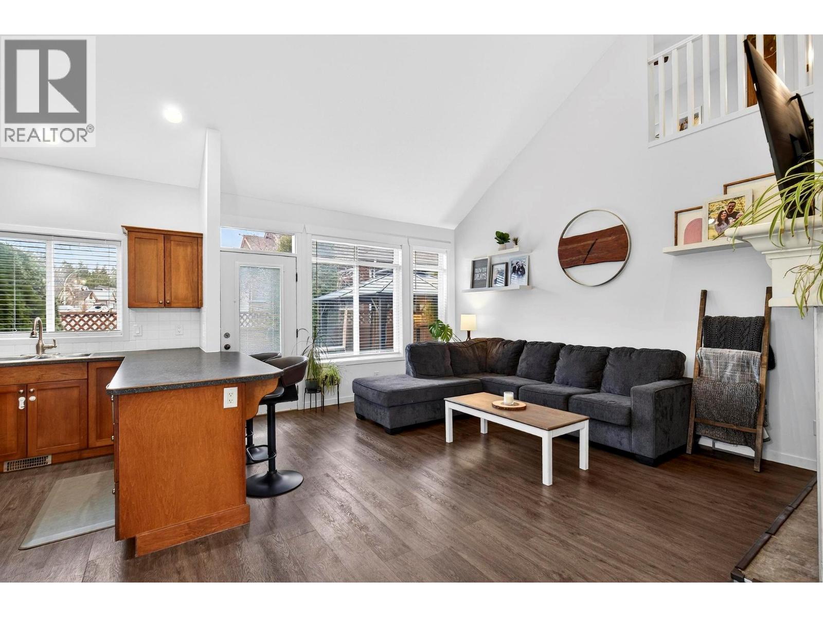 1 1450 Rose Meadow Drive, West Kelowna