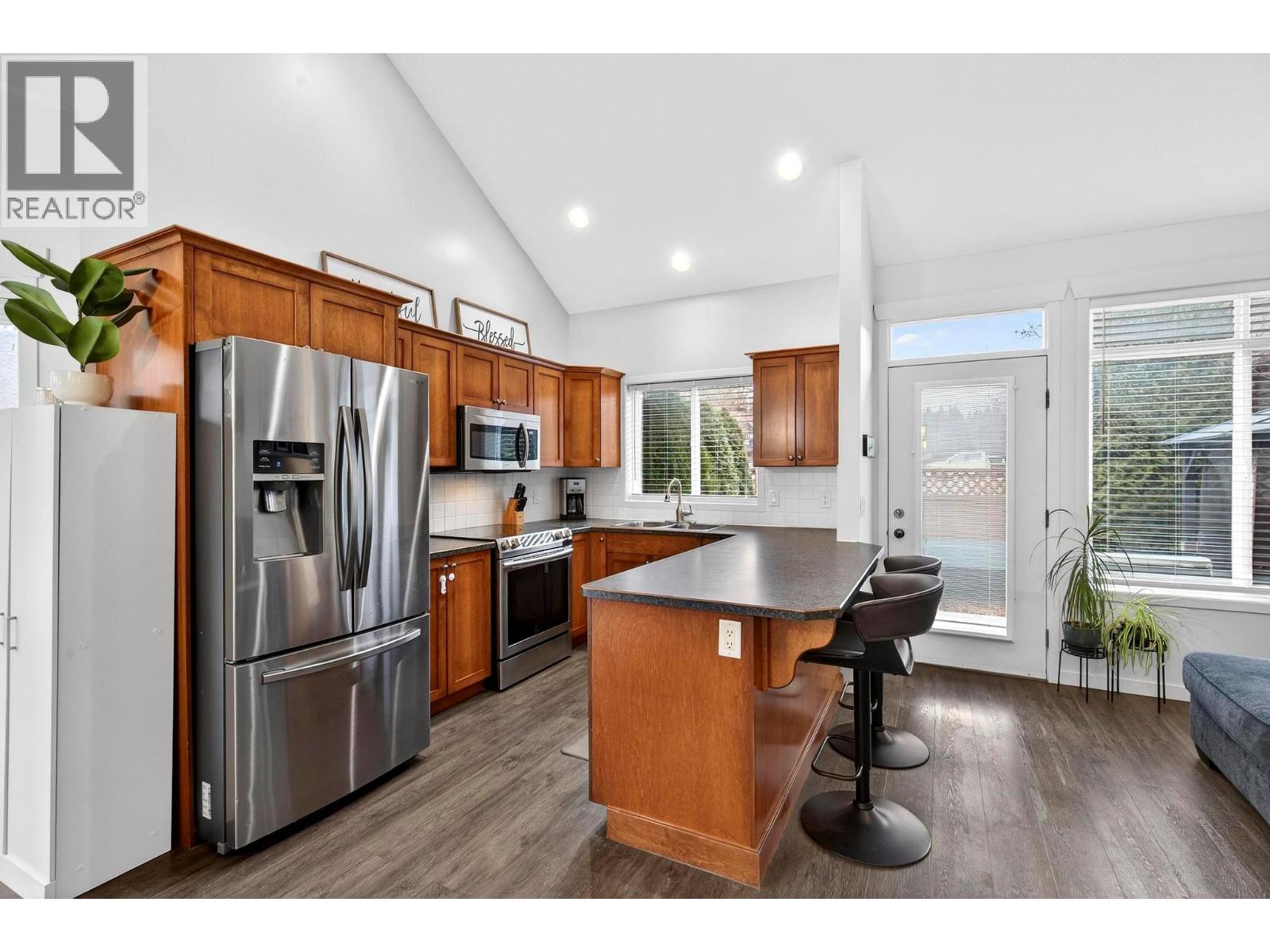 1 1450 Rose Meadow Drive, West Kelowna