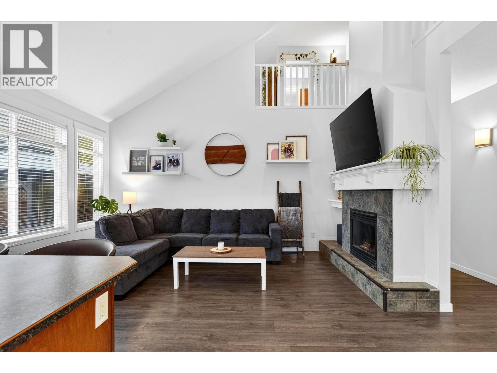 1 1450 Rose Meadow Drive, West Kelowna