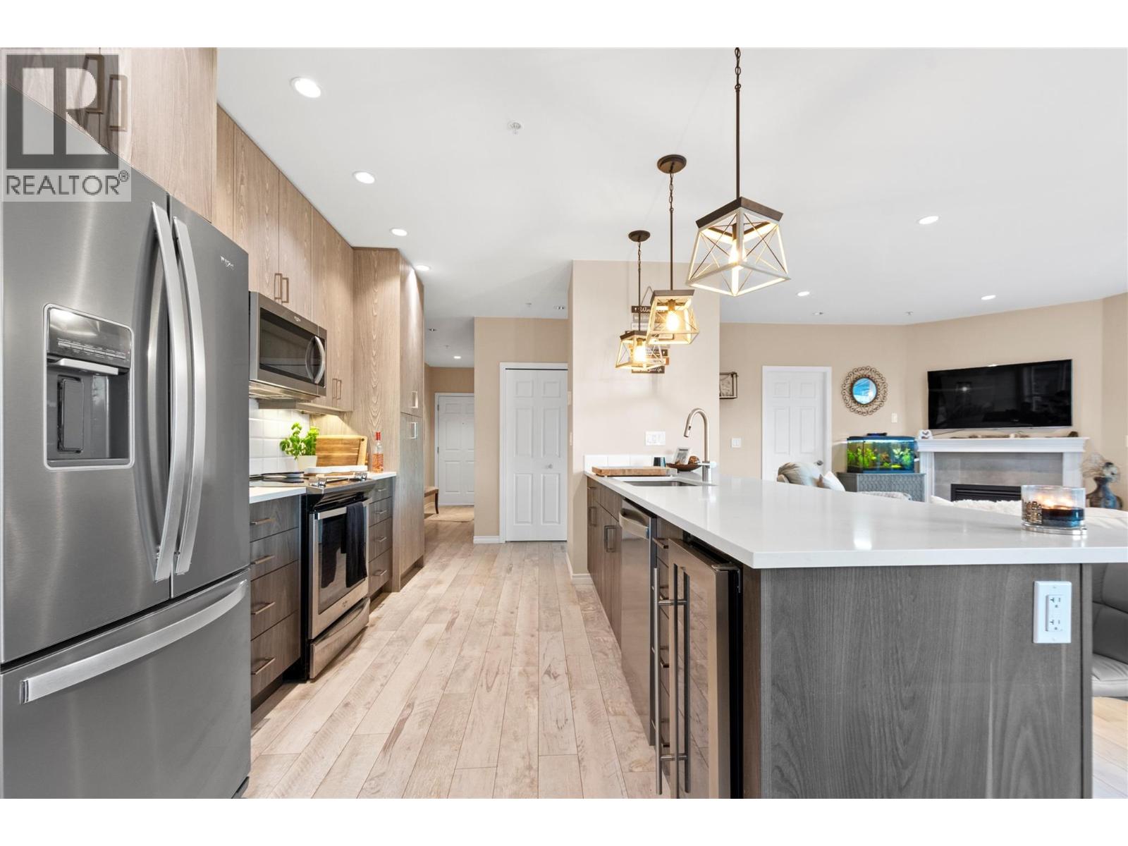 3388 SKAHA LAKE Road Unit# 1002, Penticton