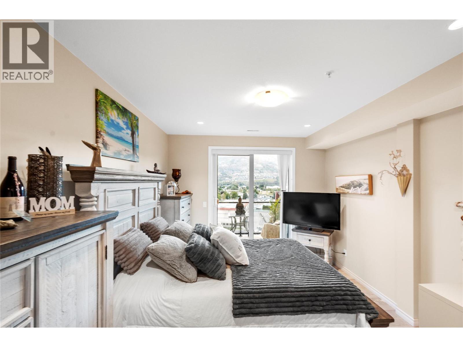 3388 SKAHA LAKE Road Unit# 1002, Penticton