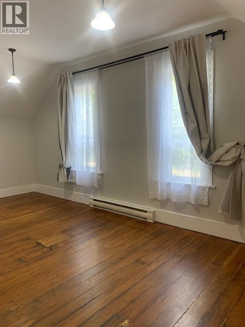 915 Front Street - 7