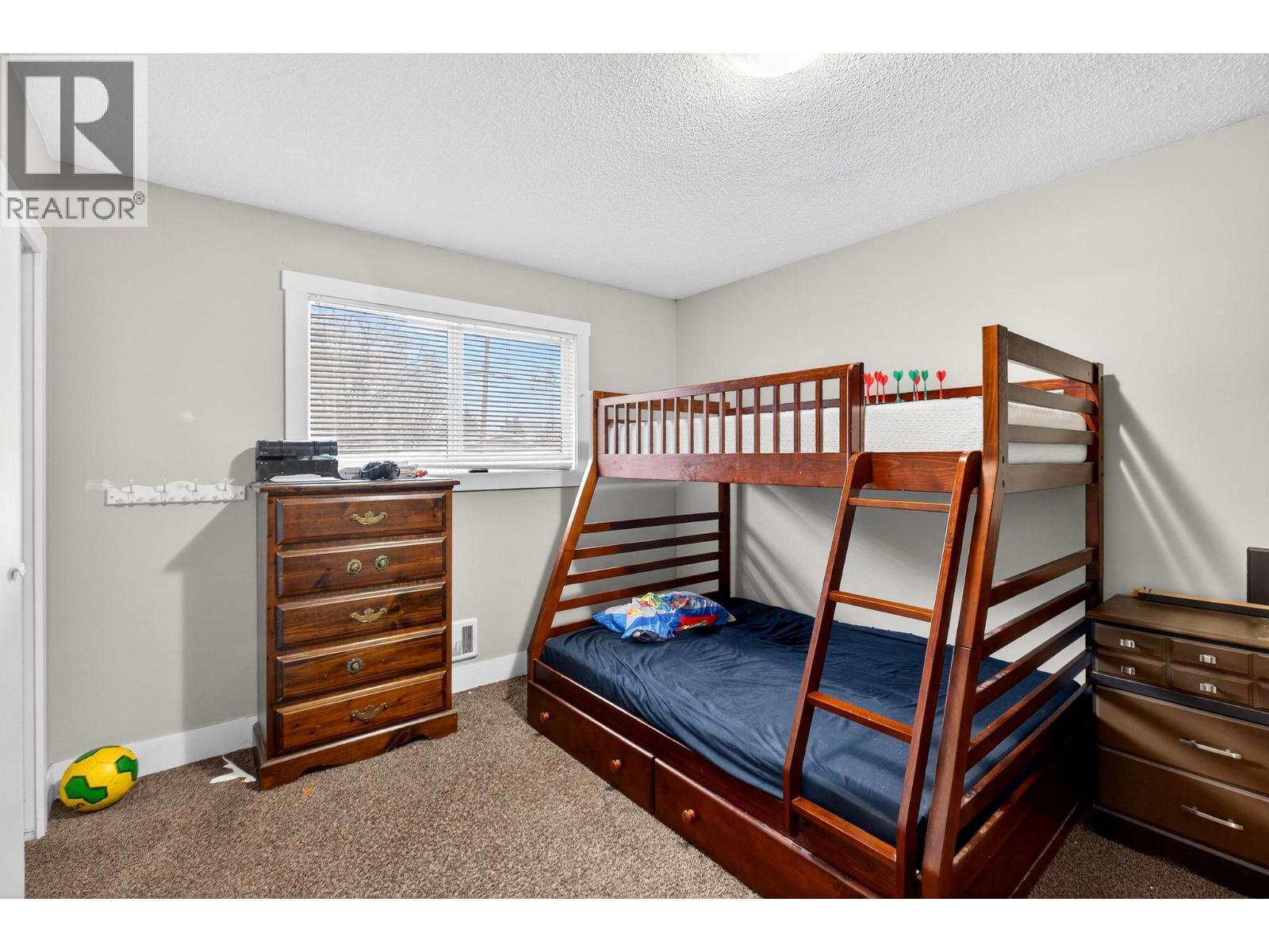 260 Ponto Road - 11