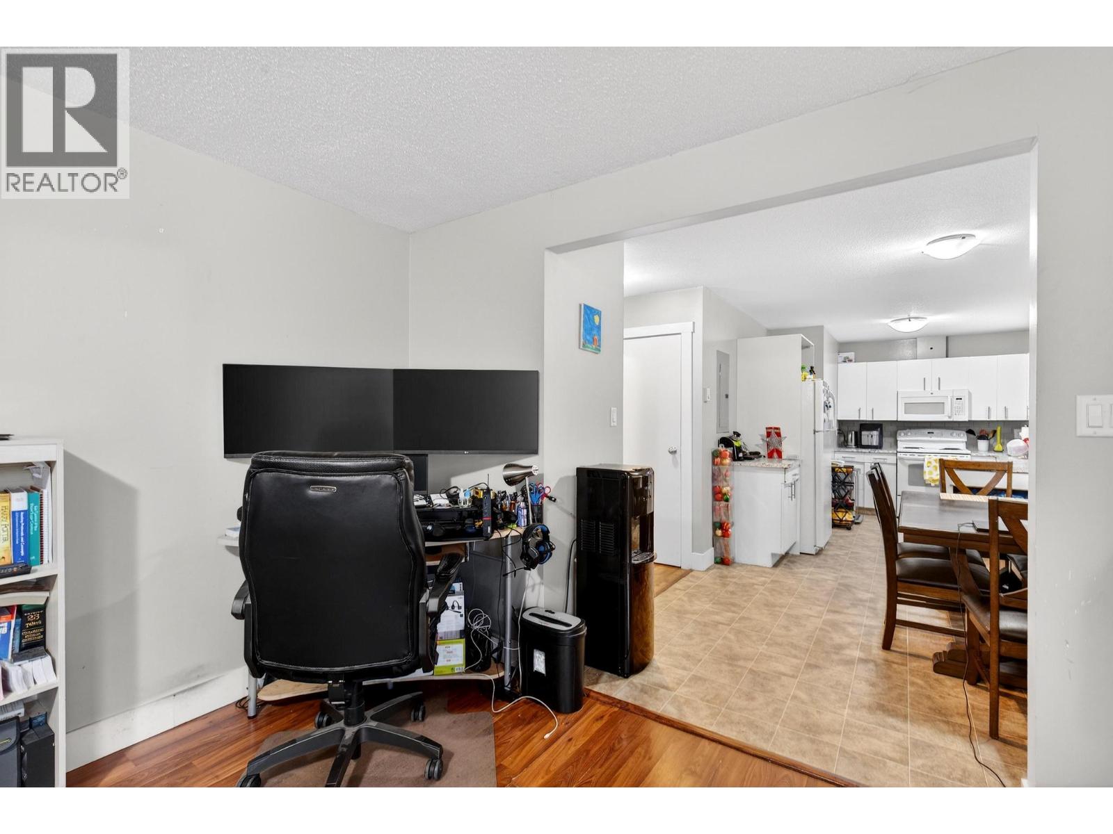  260 Ponto Road, Kelowna