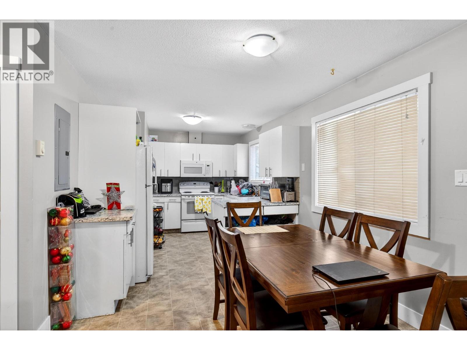  260 Ponto Road, Kelowna