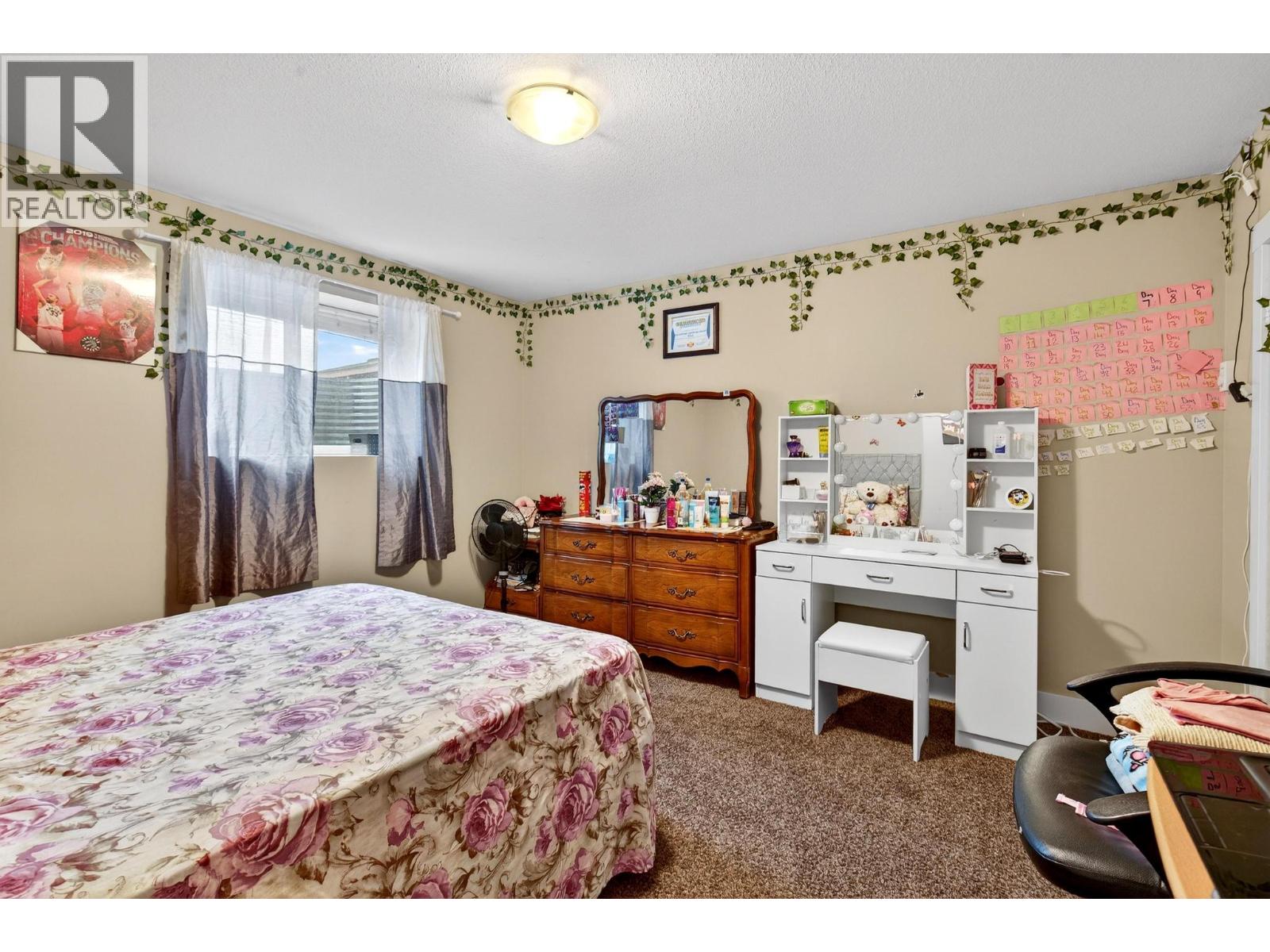  260 Ponto Road, Kelowna