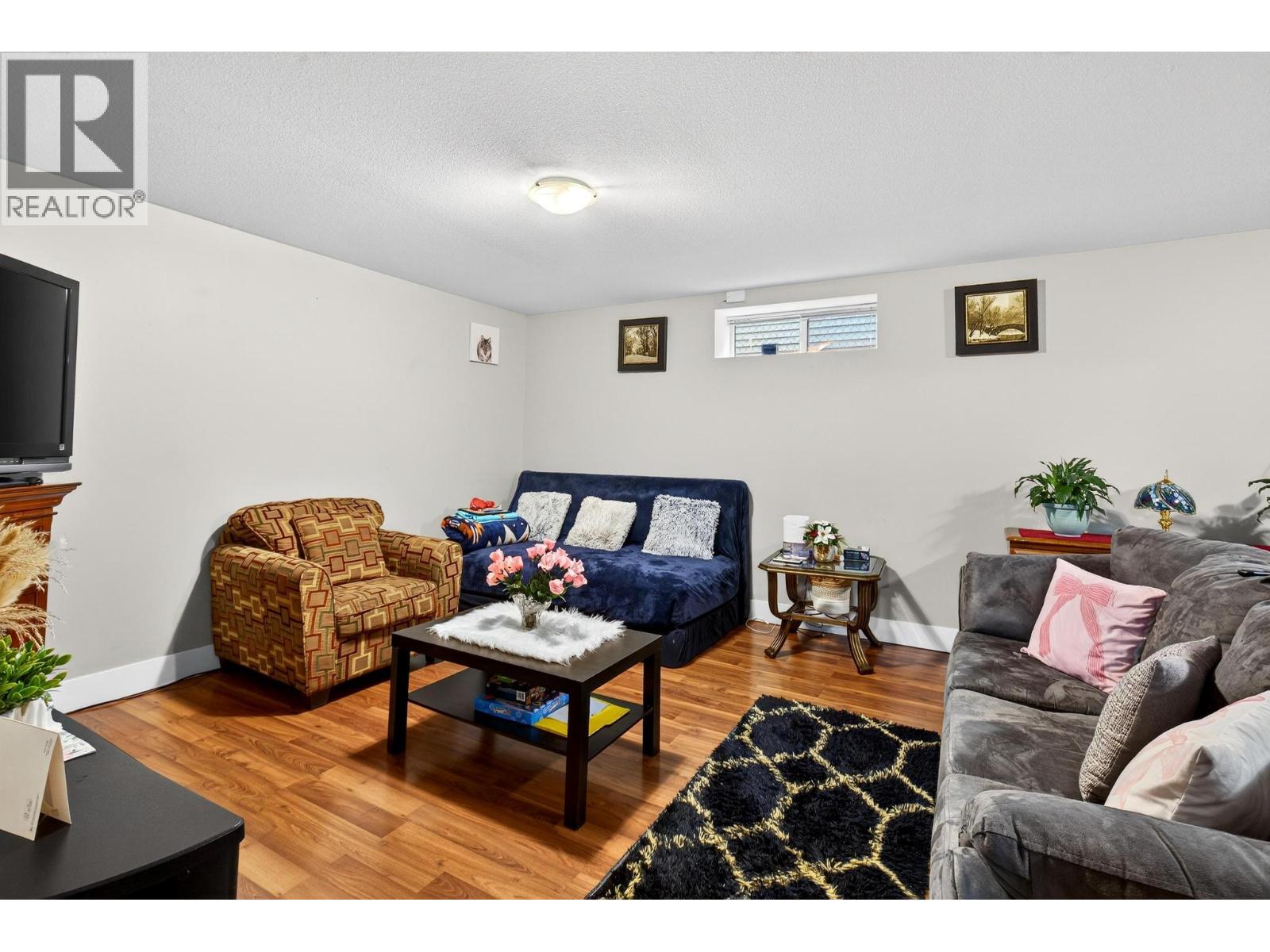  260 Ponto Road, Kelowna