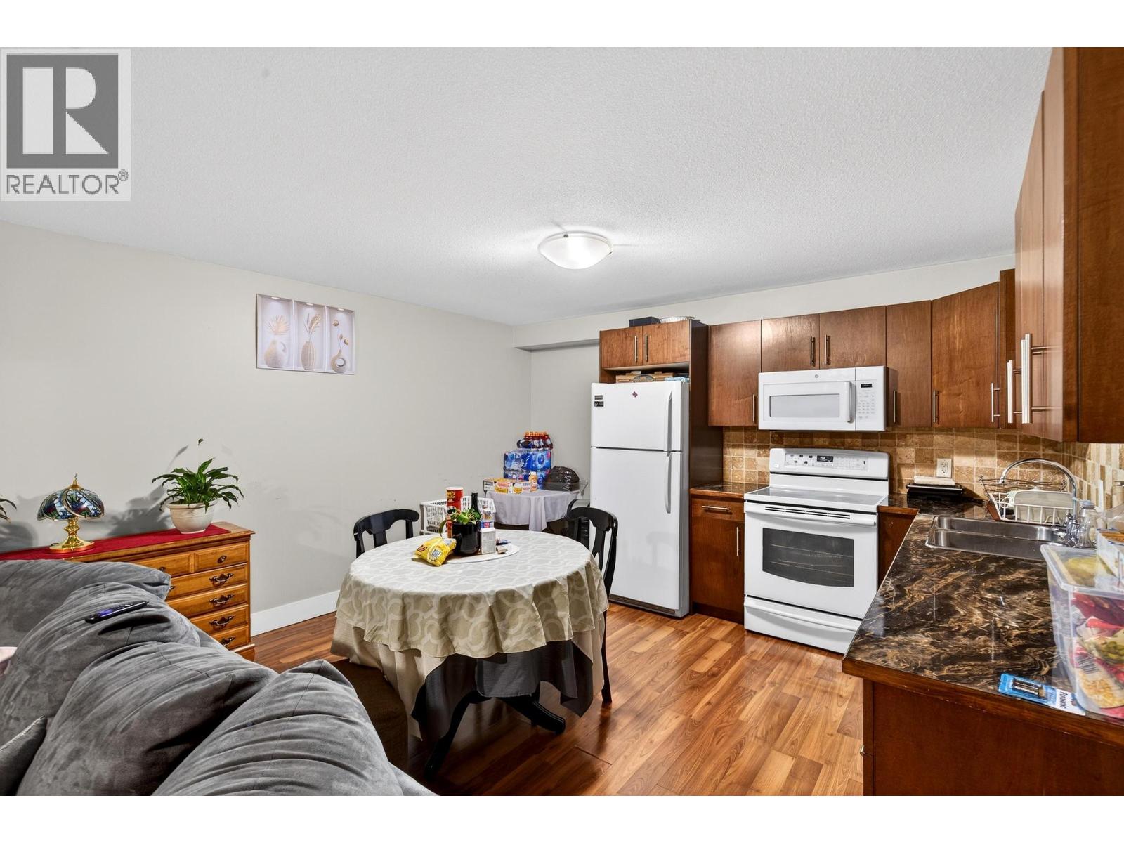  260 Ponto Road, Kelowna