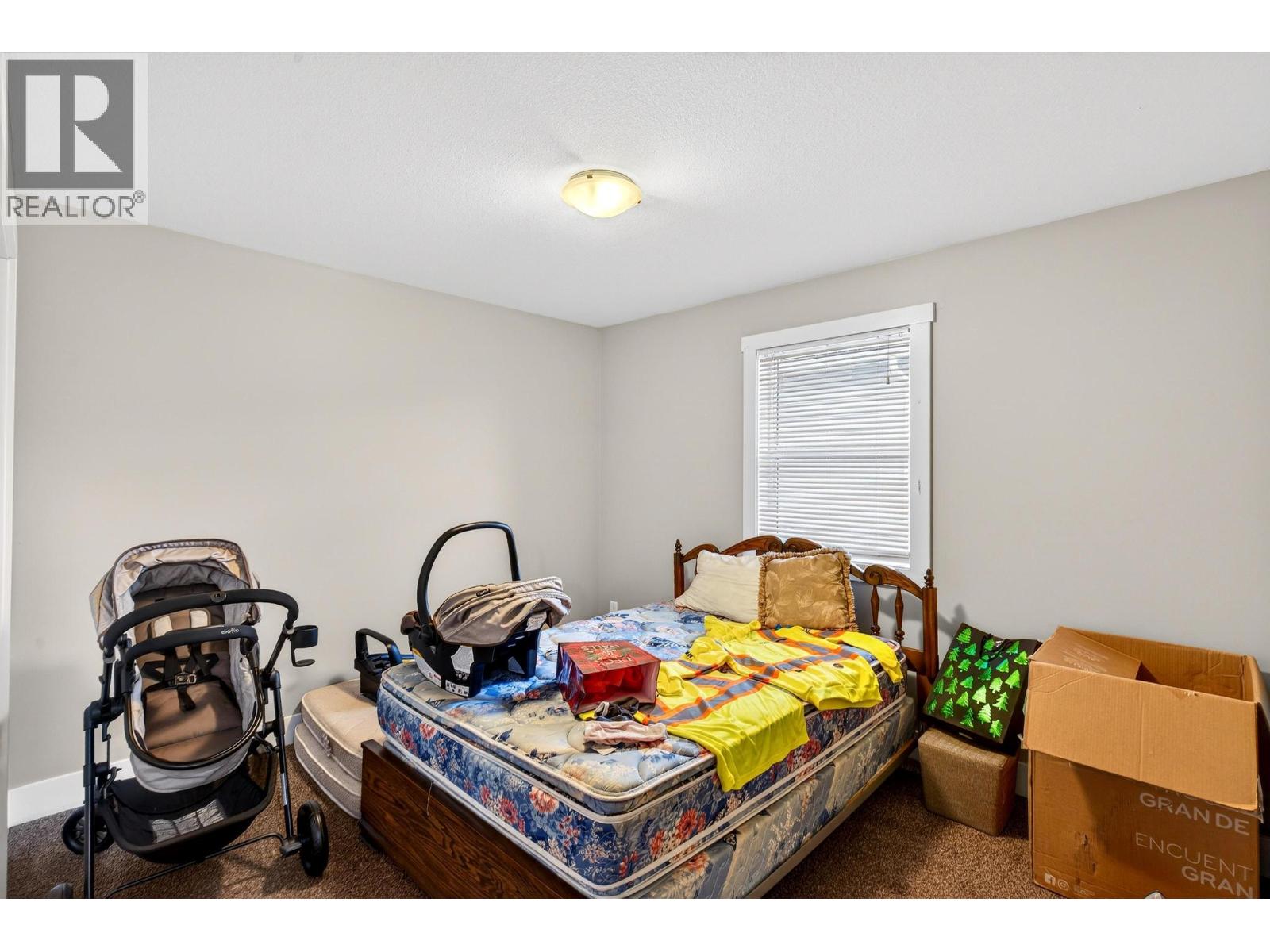  260 Ponto Road, Kelowna