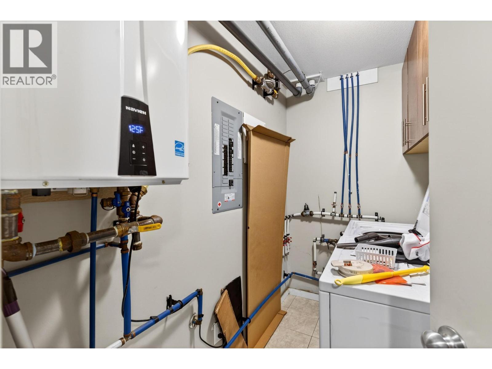  260 Ponto Road, Kelowna