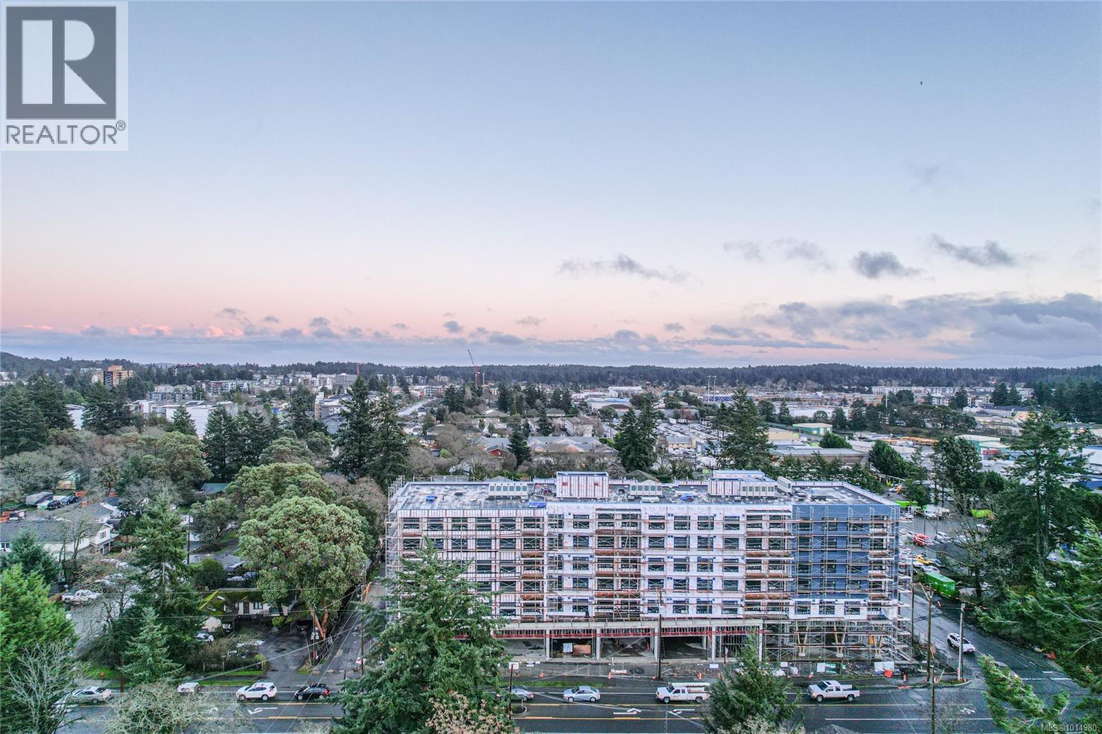 318 2881 Leigh Road, Langford