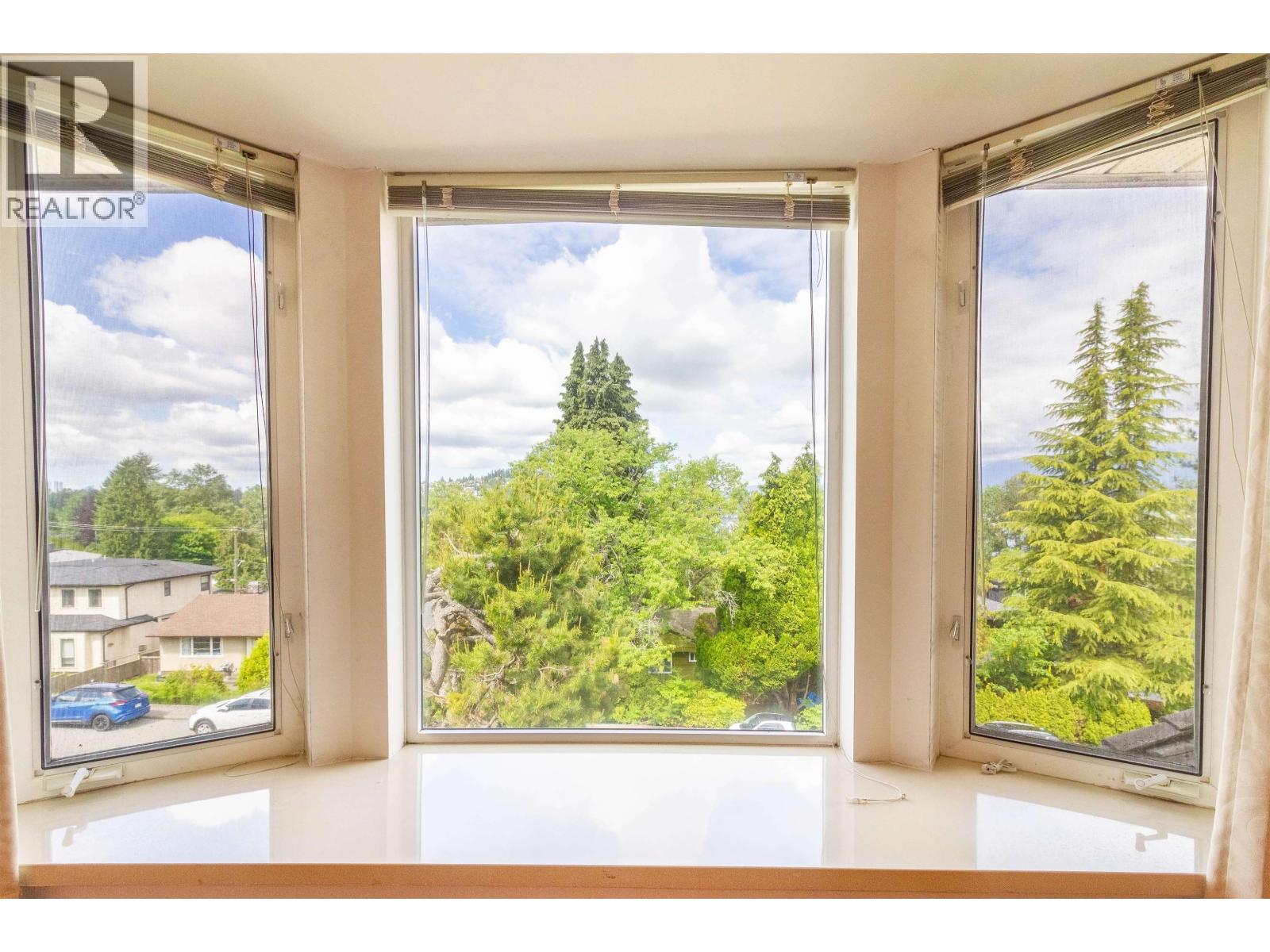 7286 BARNET ROAD, Burnaby