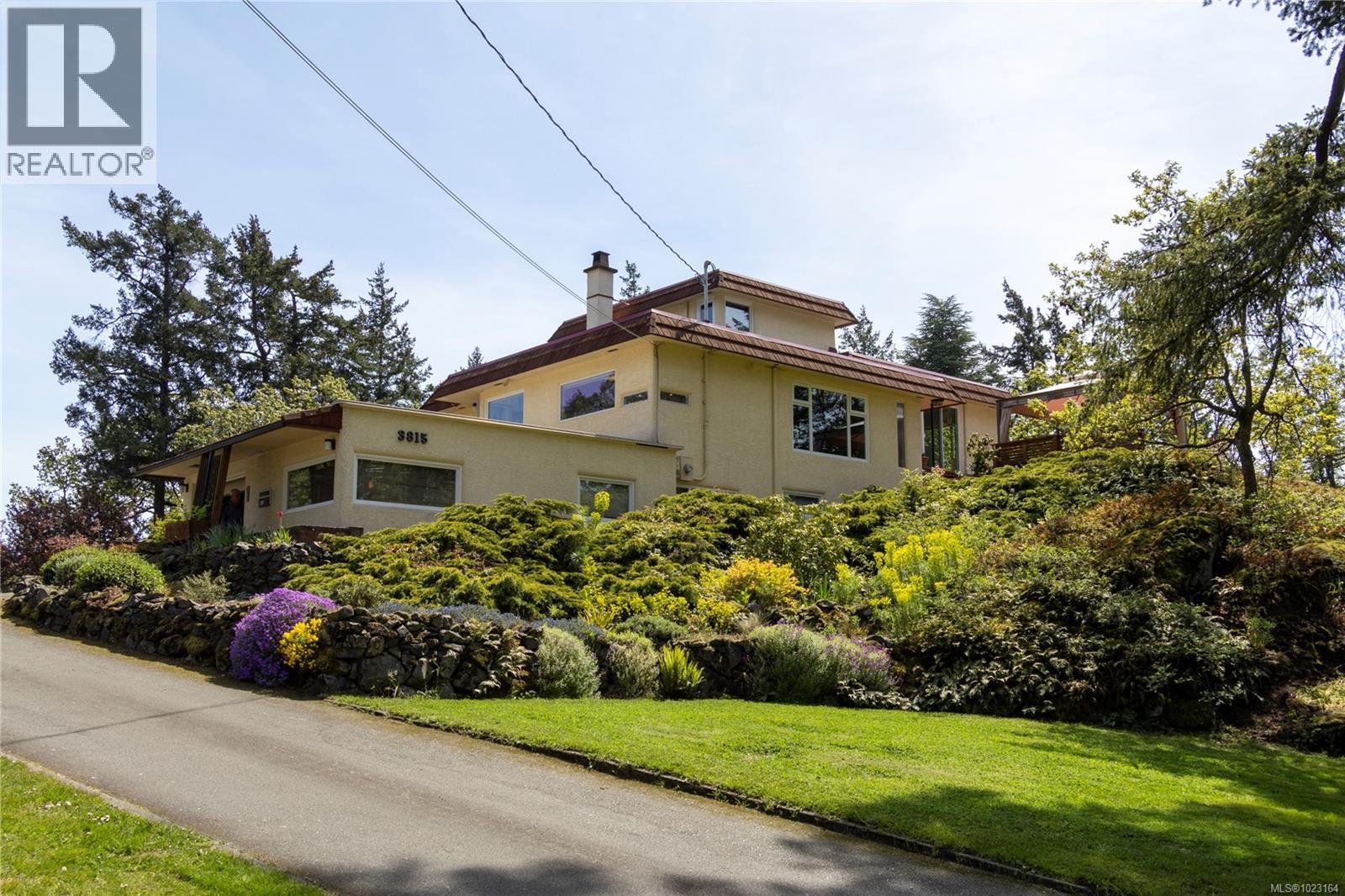 3815 Wilkinson Rd - 1