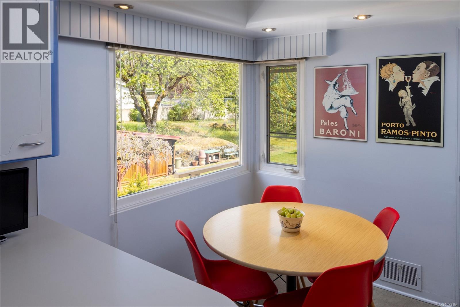  3815 Wilkinson Road, Saanich