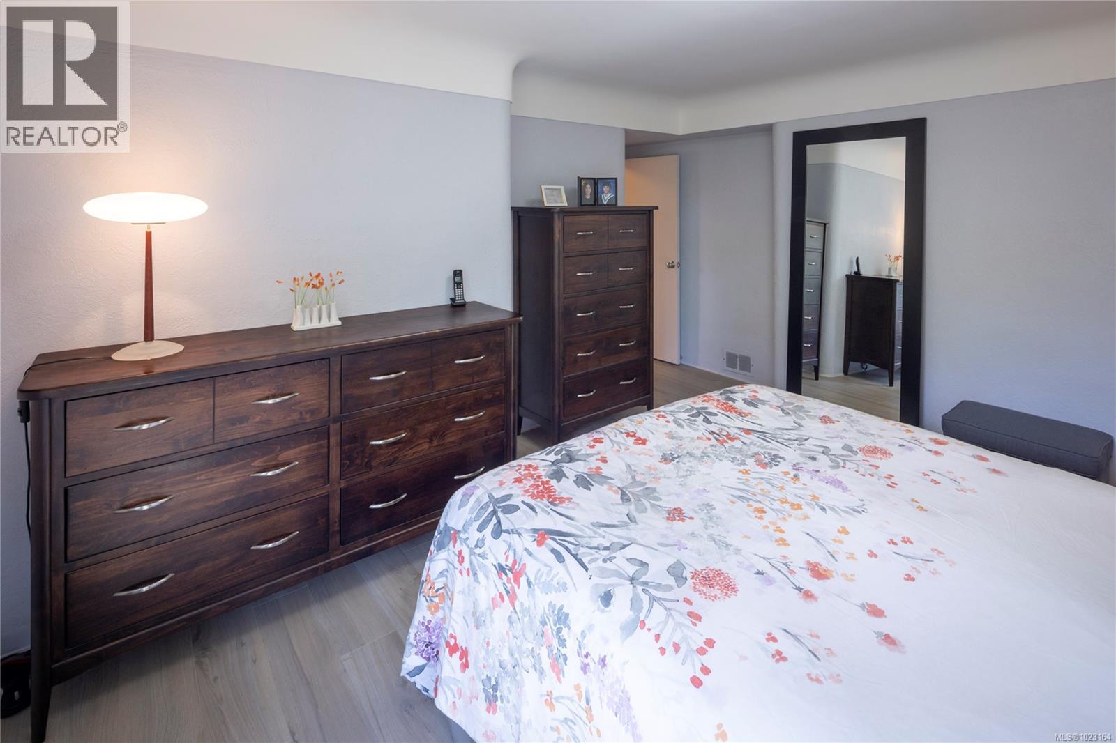  3815 Wilkinson Road, Saanich