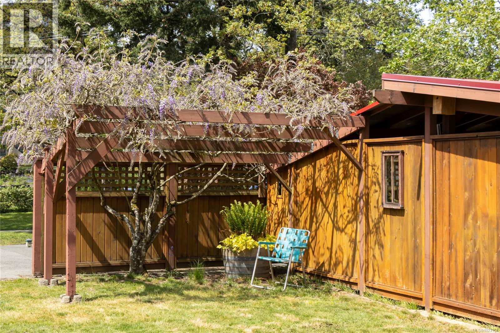  3815 Wilkinson Road, Saanich