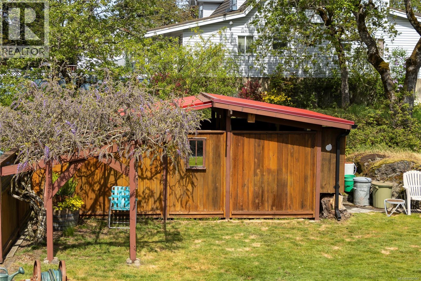  3815 Wilkinson Road, Saanich