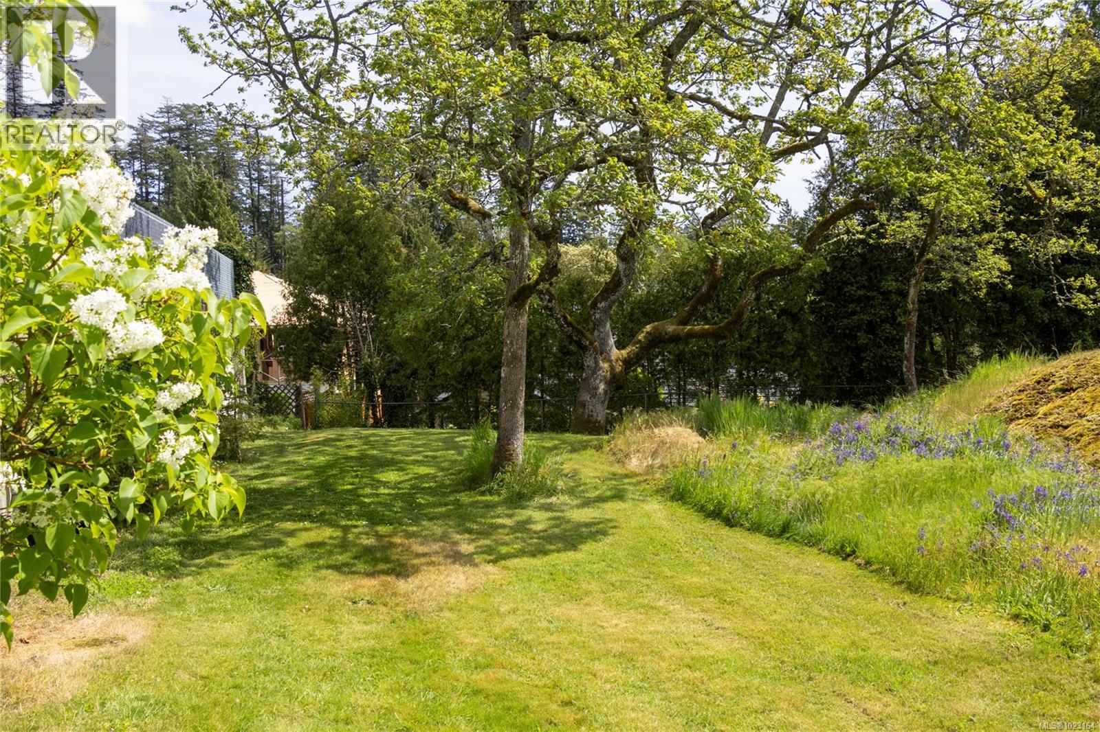  3815 Wilkinson Road, Saanich