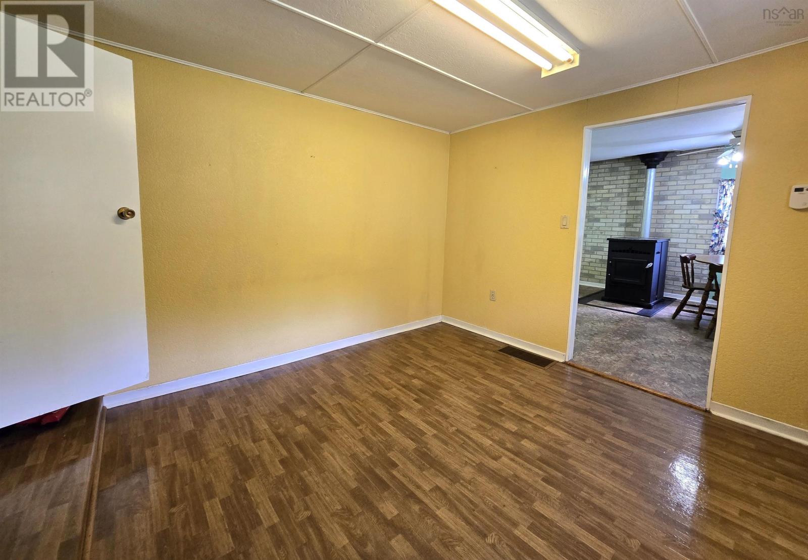 Property 16 of 40 of 1815 East Dalhousie Road