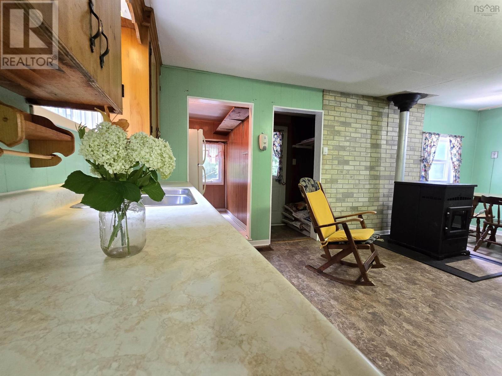 Property 8 of 40 of 1815 East Dalhousie Road