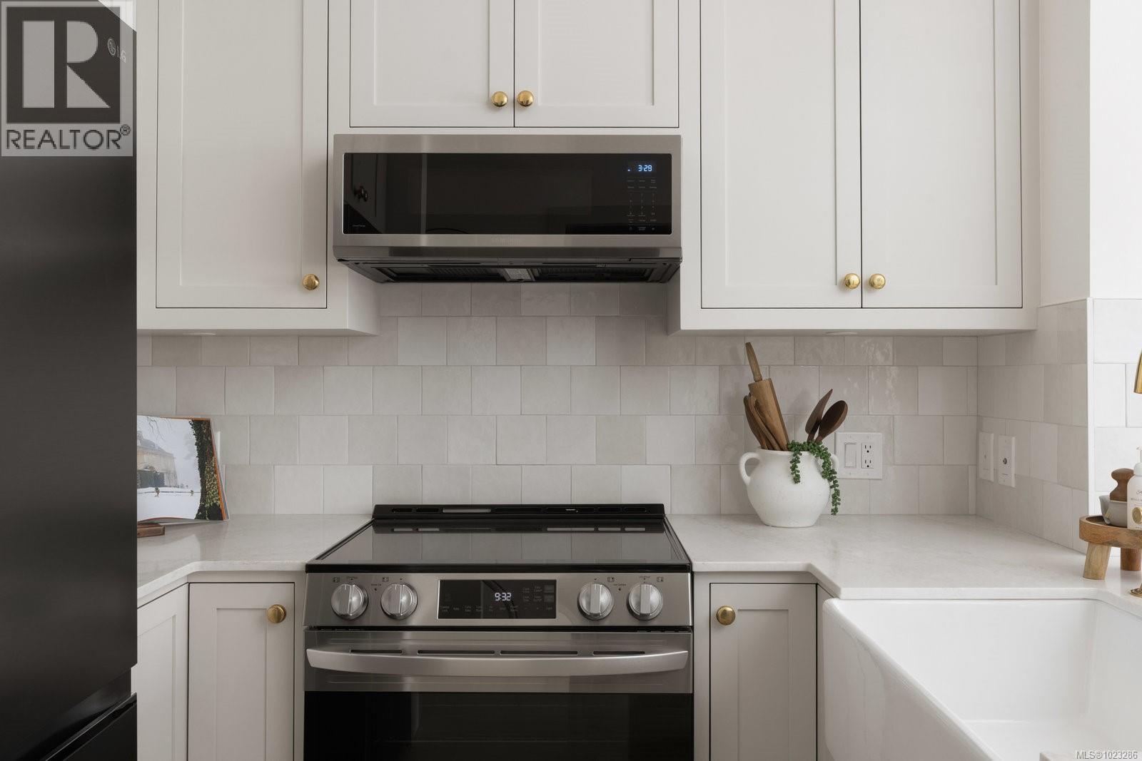 403 1335 Bear Mountain Pkwy, Langford