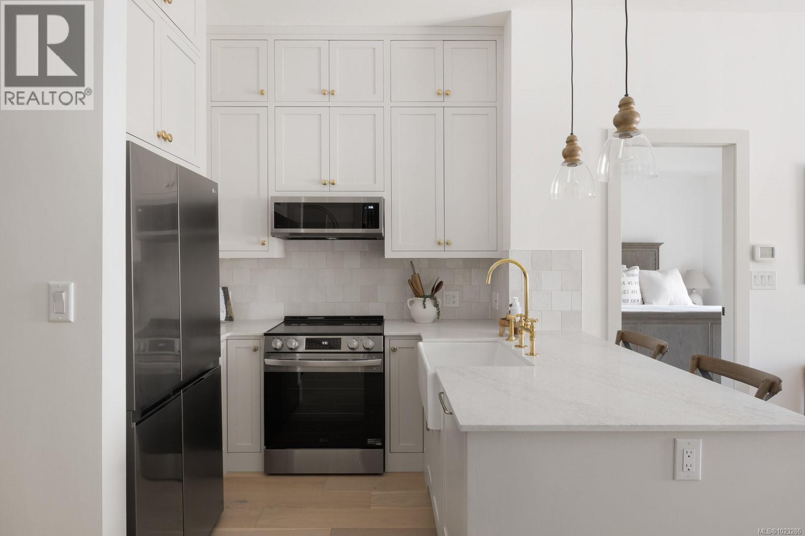 403 1335 Bear Mountain Pkwy, Langford