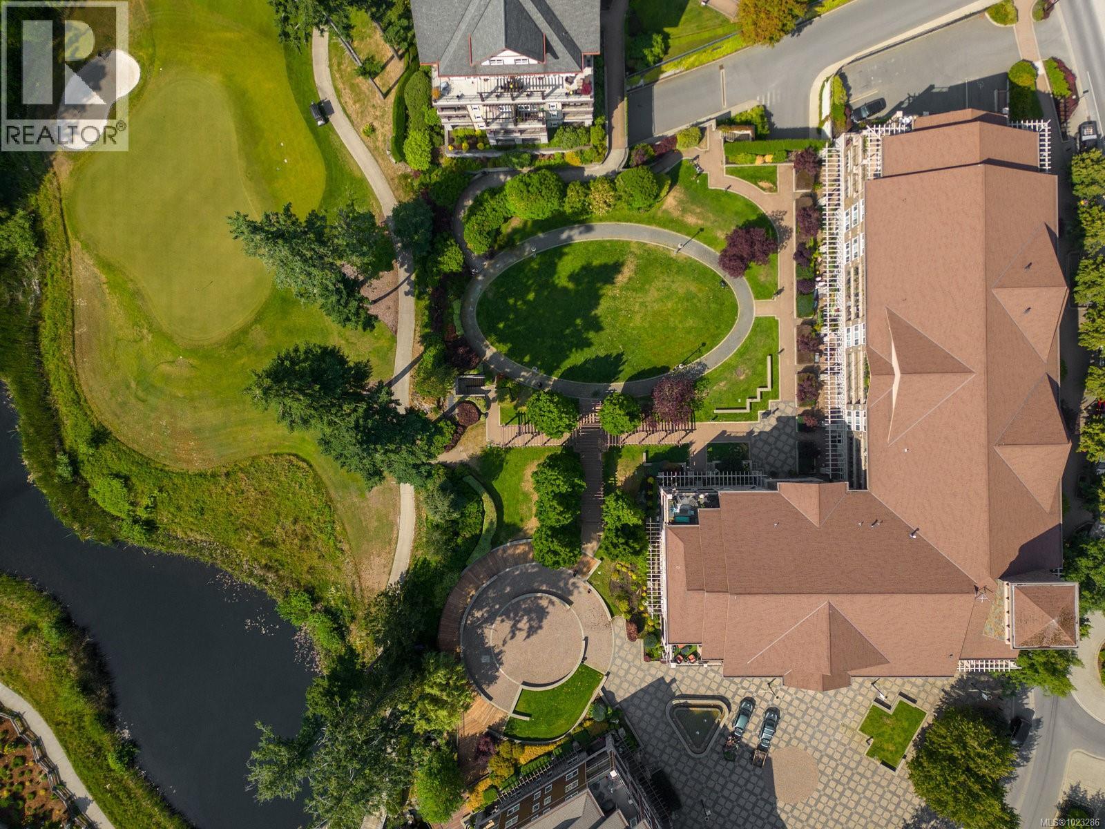 403 1335 Bear Mountain Pkwy, Langford