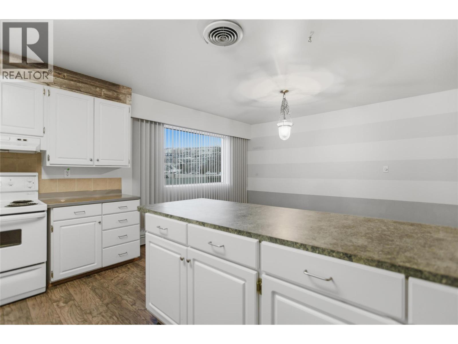  386 Tranquille Road, Kamloops