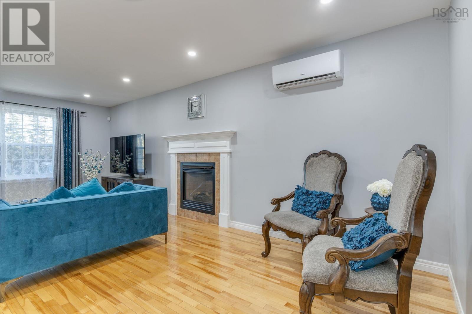 Property 11 of 49 of 95 States Lane