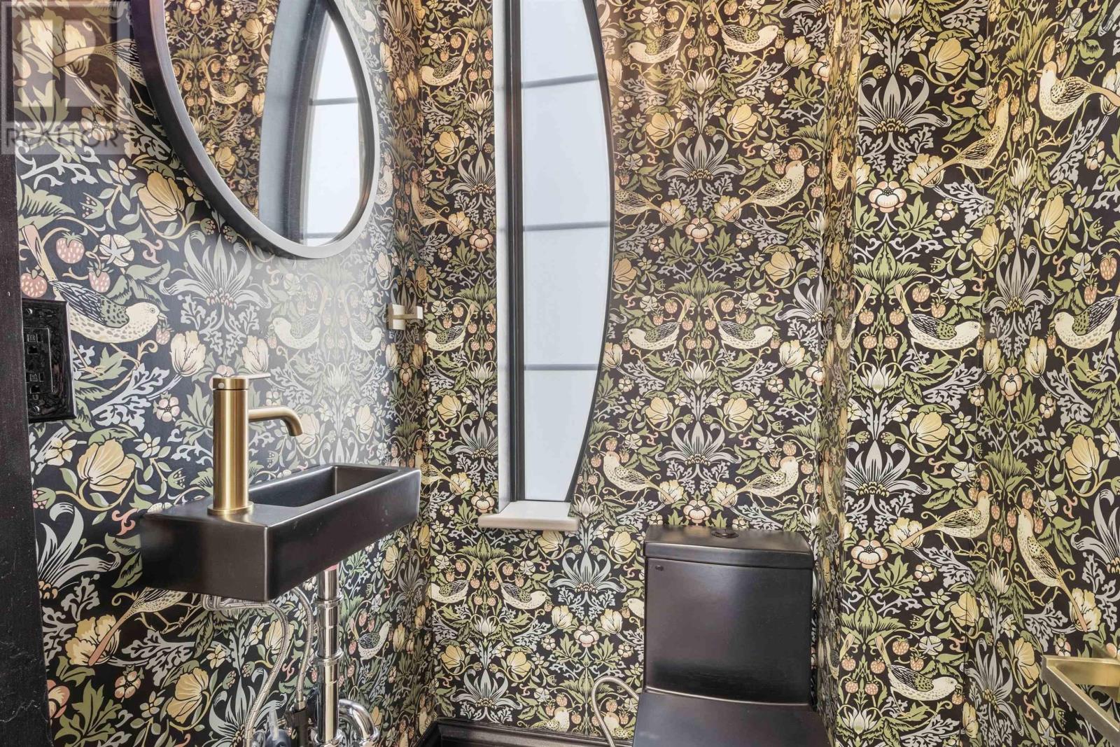 Property 24 of 40 of 5551 Sullivan Street