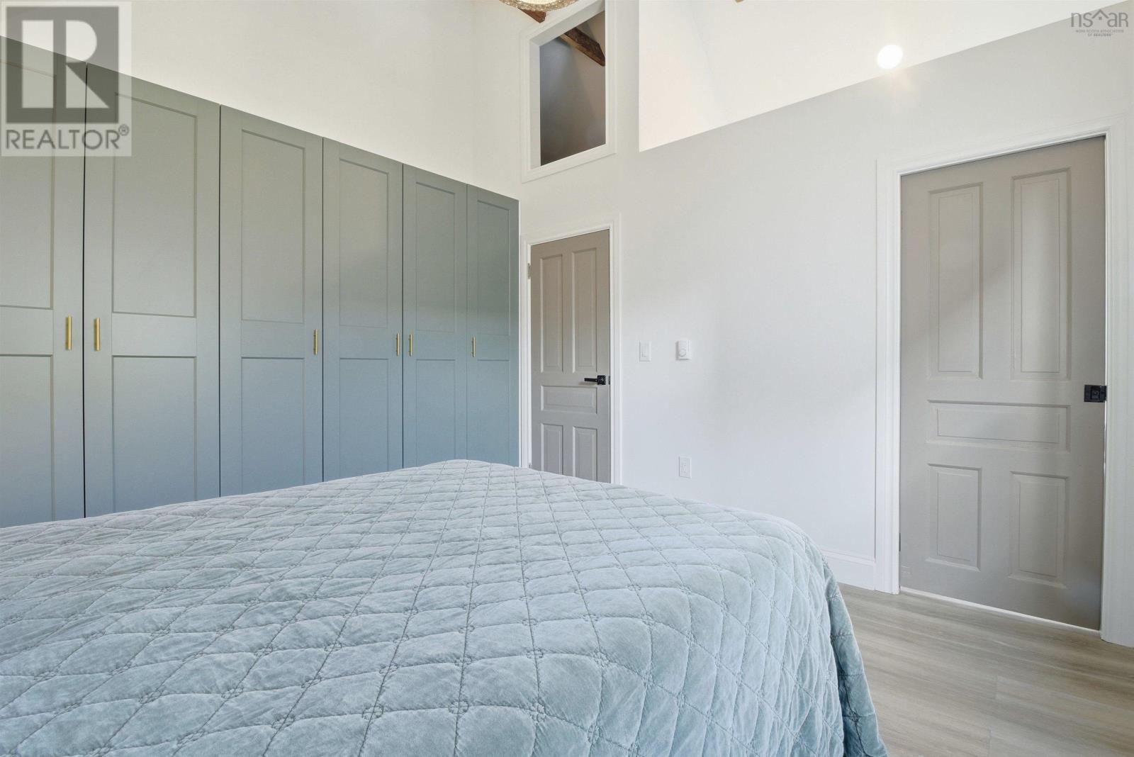 Property 31 of 40 of 5551 Sullivan Street