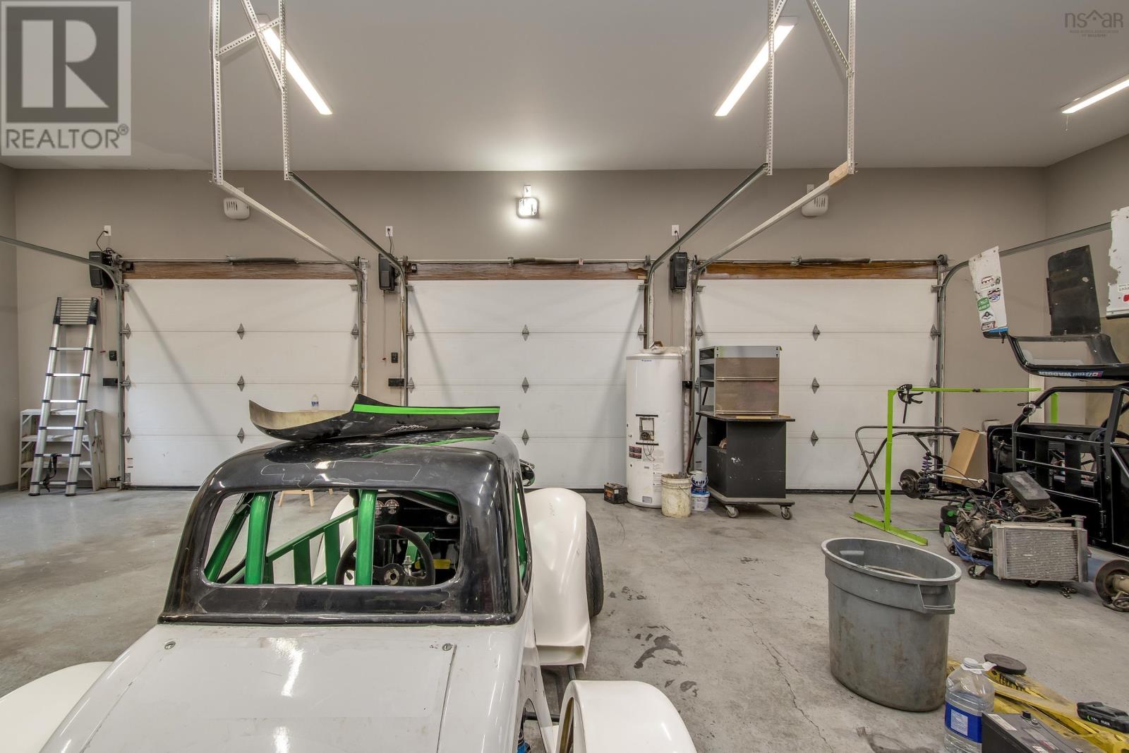 Property 42 of 50 of 192 Gleneagles Drive