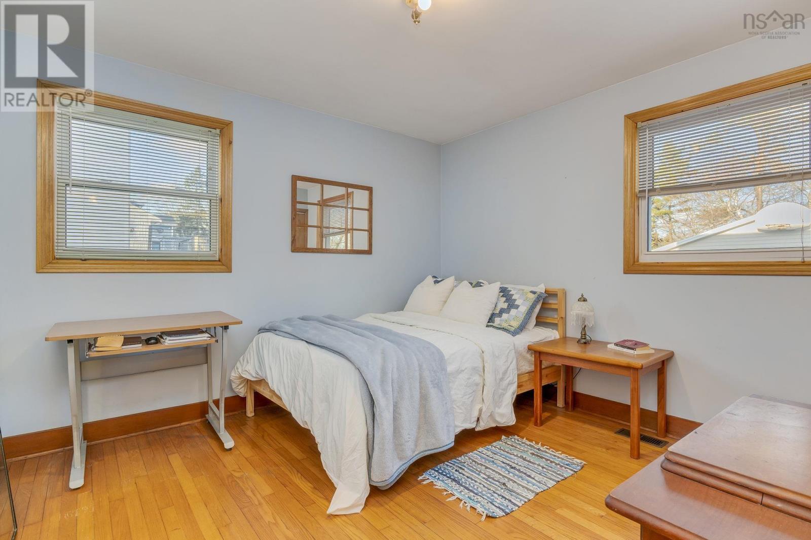 Property 15 of 37 of 31 Booth Street