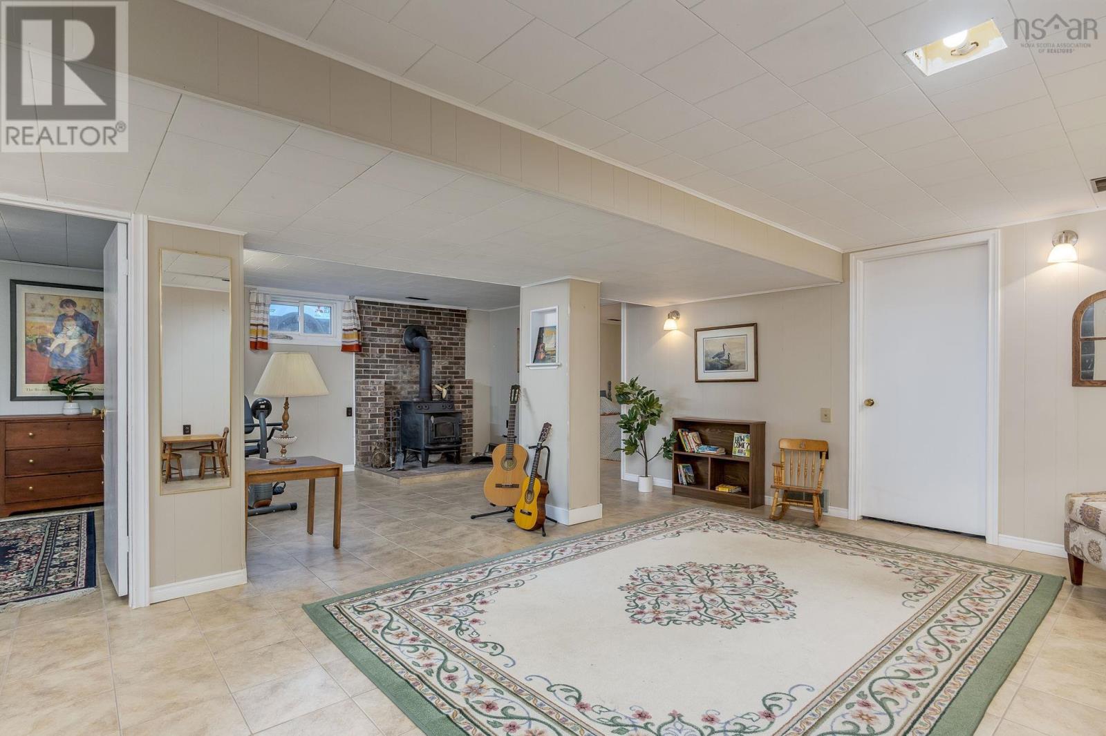 Property 22 of 37 of 31 Booth Street