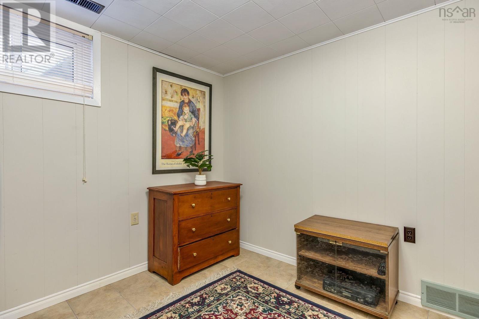 Property 28 of 37 of 31 Booth Street