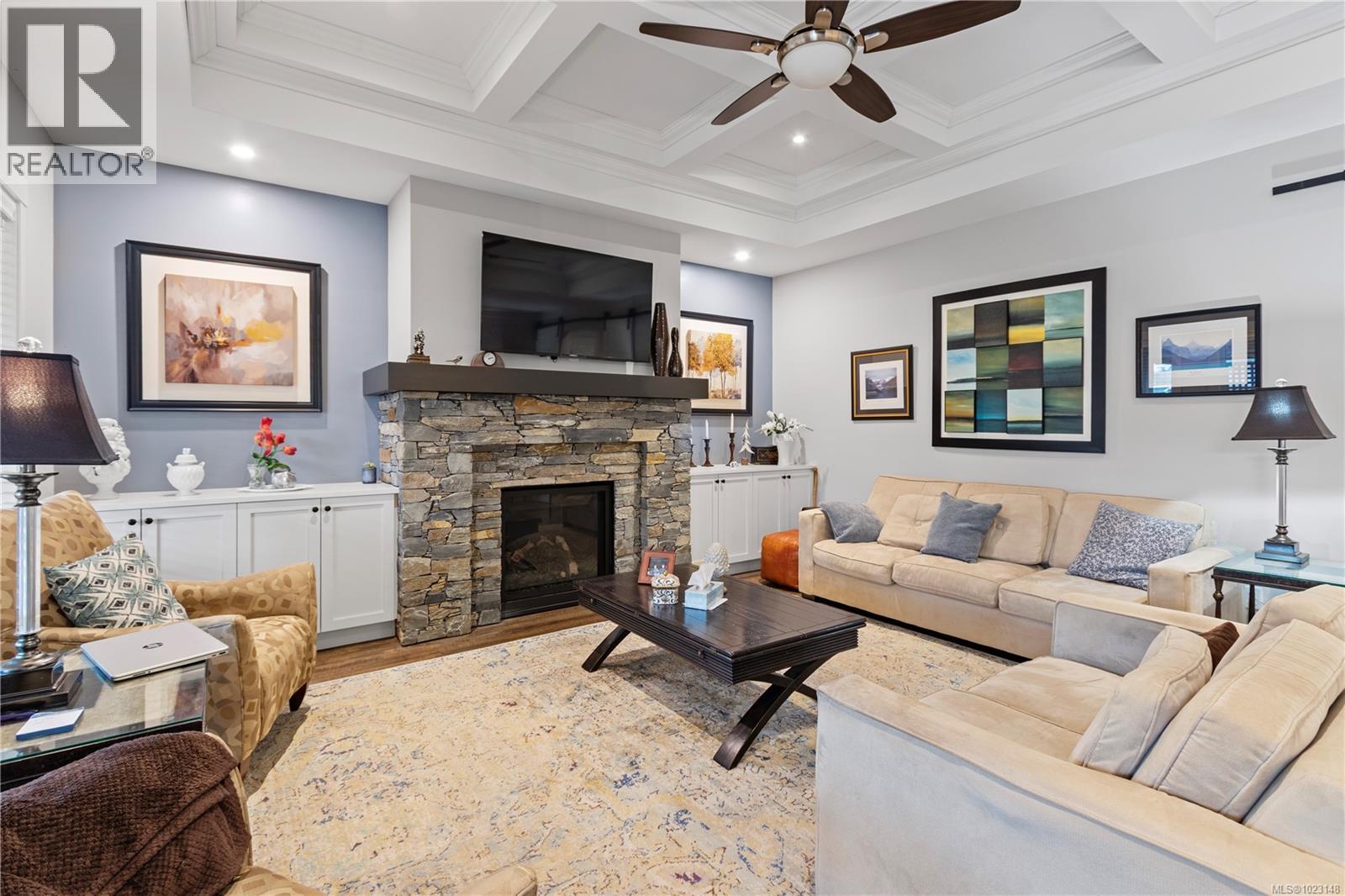 646 Alpine Dr, Parksville