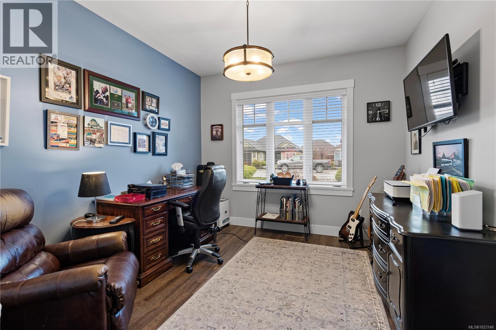 646 Alpine Dr, Parksville