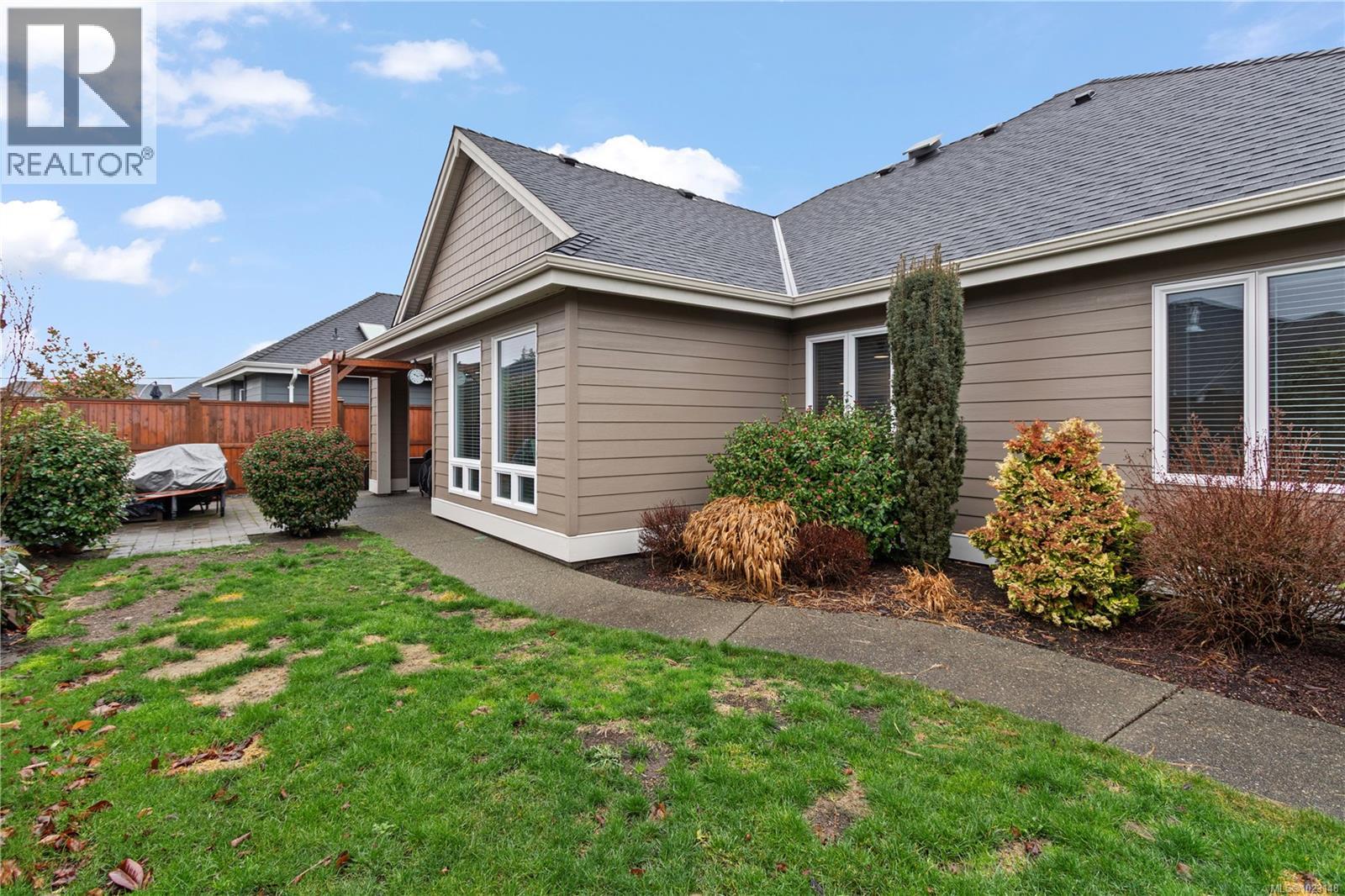 646 Alpine Dr, Parksville