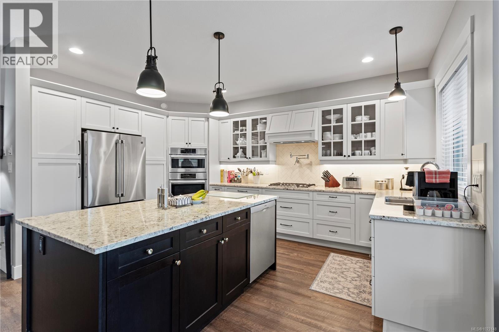 646 Alpine Dr, Parksville