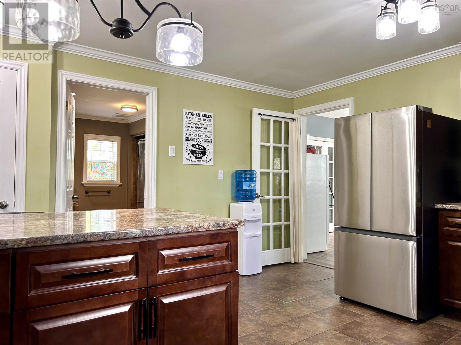 Property 14 of 48 of 60 Cowan Street