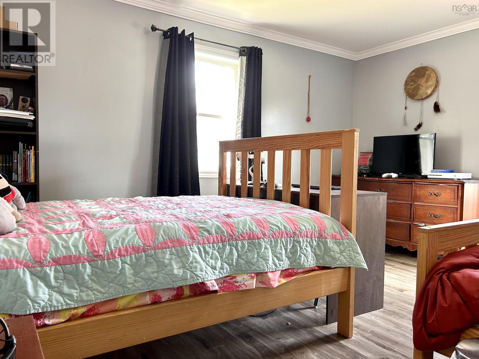 Property 21 of 48 of 60 Cowan Street