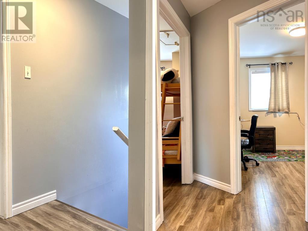 Property 26 of 48 of 60 Cowan Street