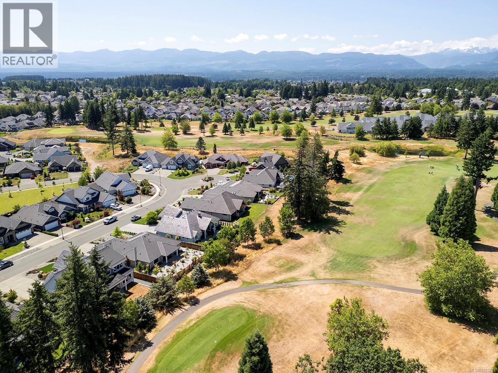 2782 Sheffield Cres, Courtenay