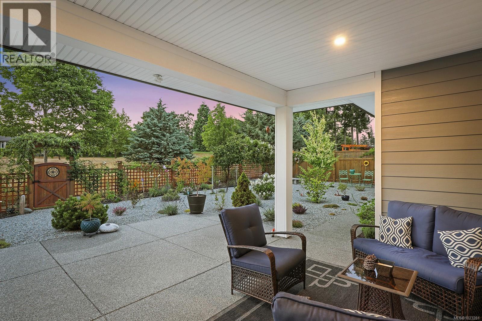 2782 Sheffield Cres, Courtenay