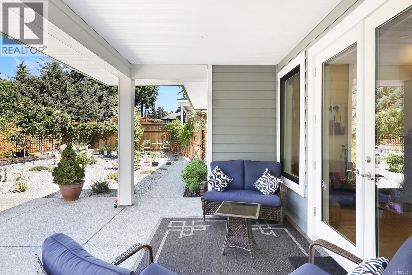 2782 Sheffield Cres, Courtenay