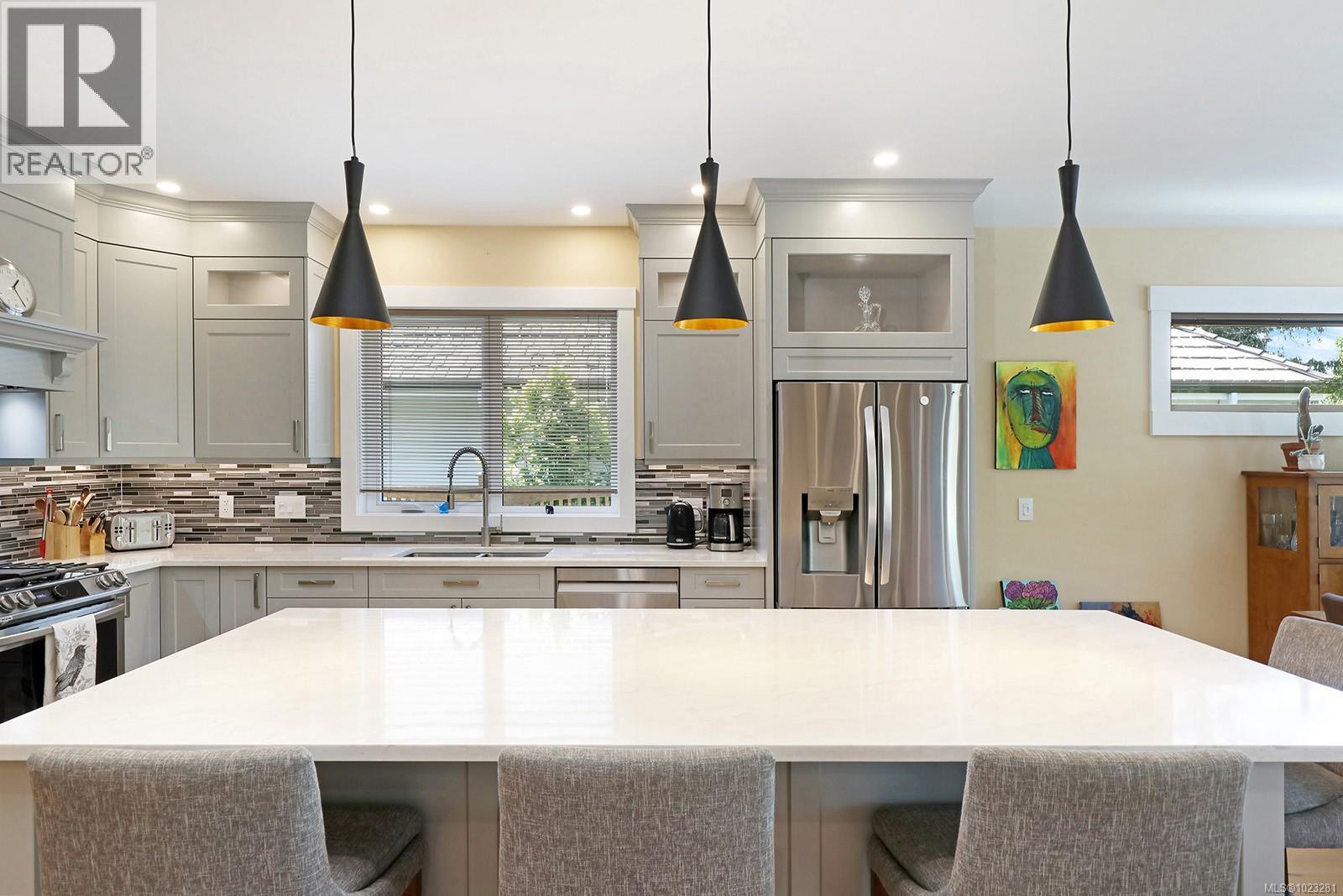 2782 Sheffield Cres, Courtenay